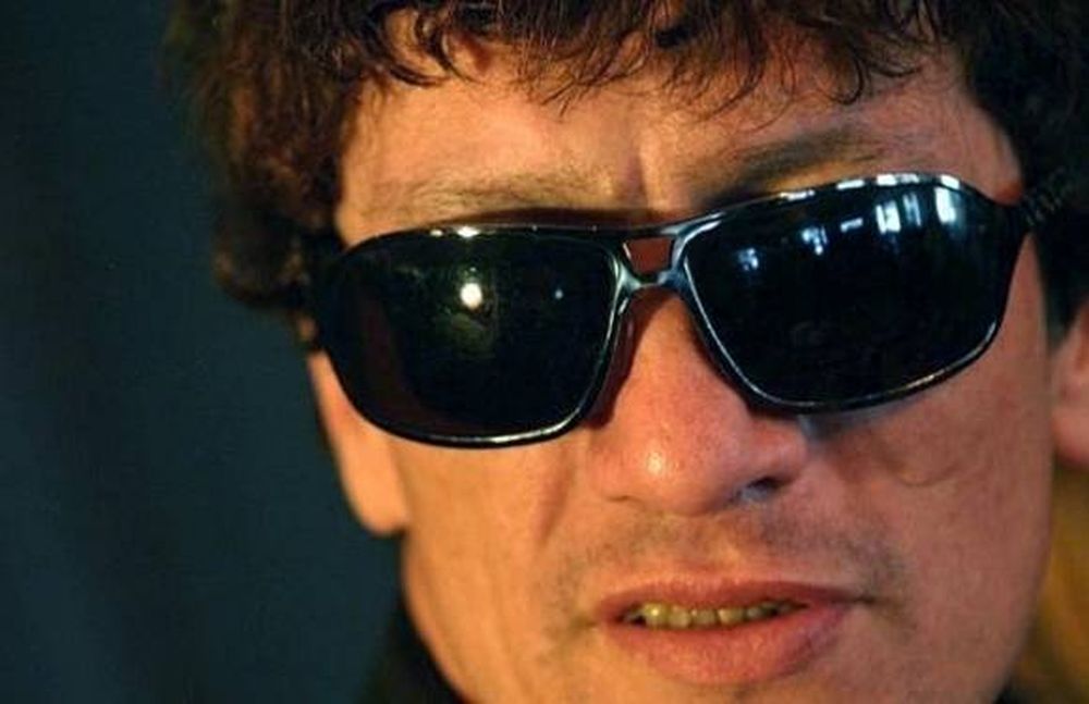 Pity, preso por apuntar con un arma a la madre de una fan