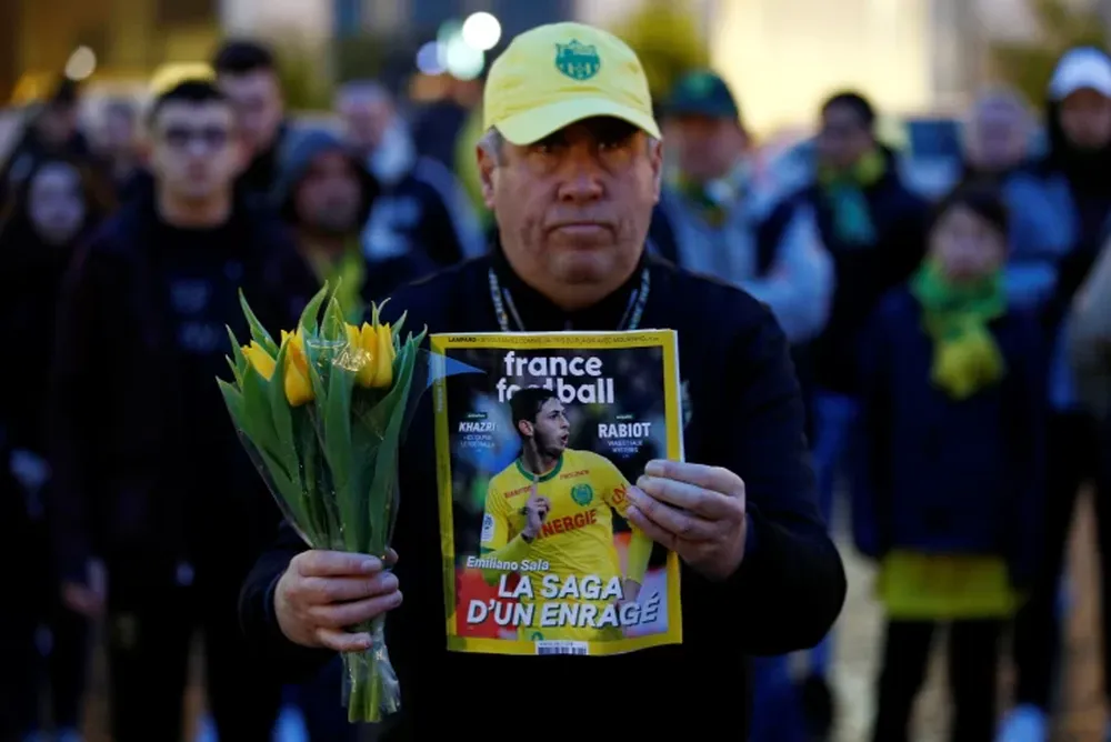 Los hinchas del Nantes se juntaron para pedir por Emiliano Sala