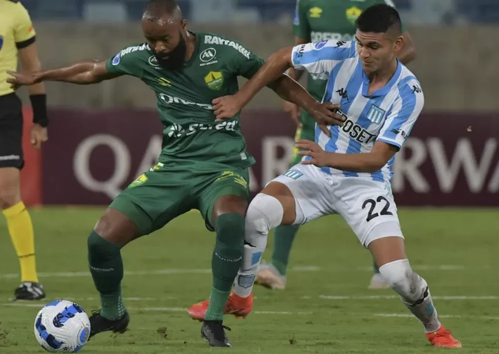 Racing fue torazo en rodeo ajeno