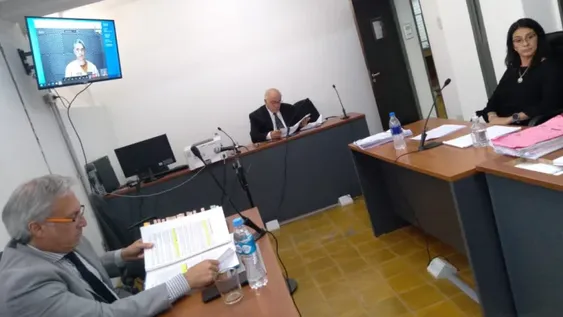 Piden 40 años a un cartonero por graves abusos a 2 hijastras con retraso mental