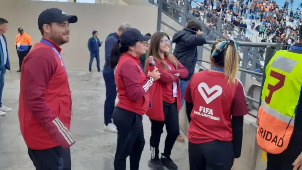 El rol clave de los voluntarios: trabajo ad honorem y un “souvenir” más que especial