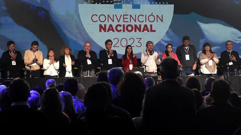 La Convención de la UCR aprobó el documento que llama a ampliar Juntos por el Cambio