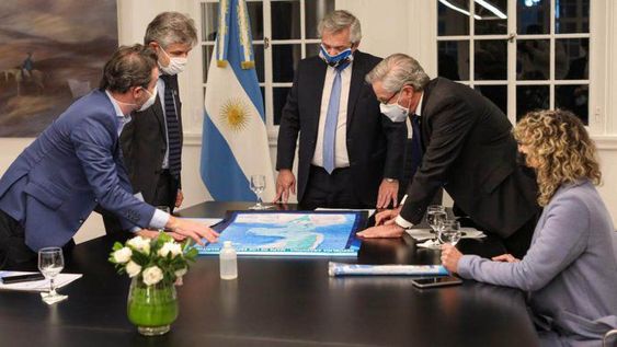 Plataforma continental: Solá y Filmus exponen hoy en el Senado por el cruce con Chile