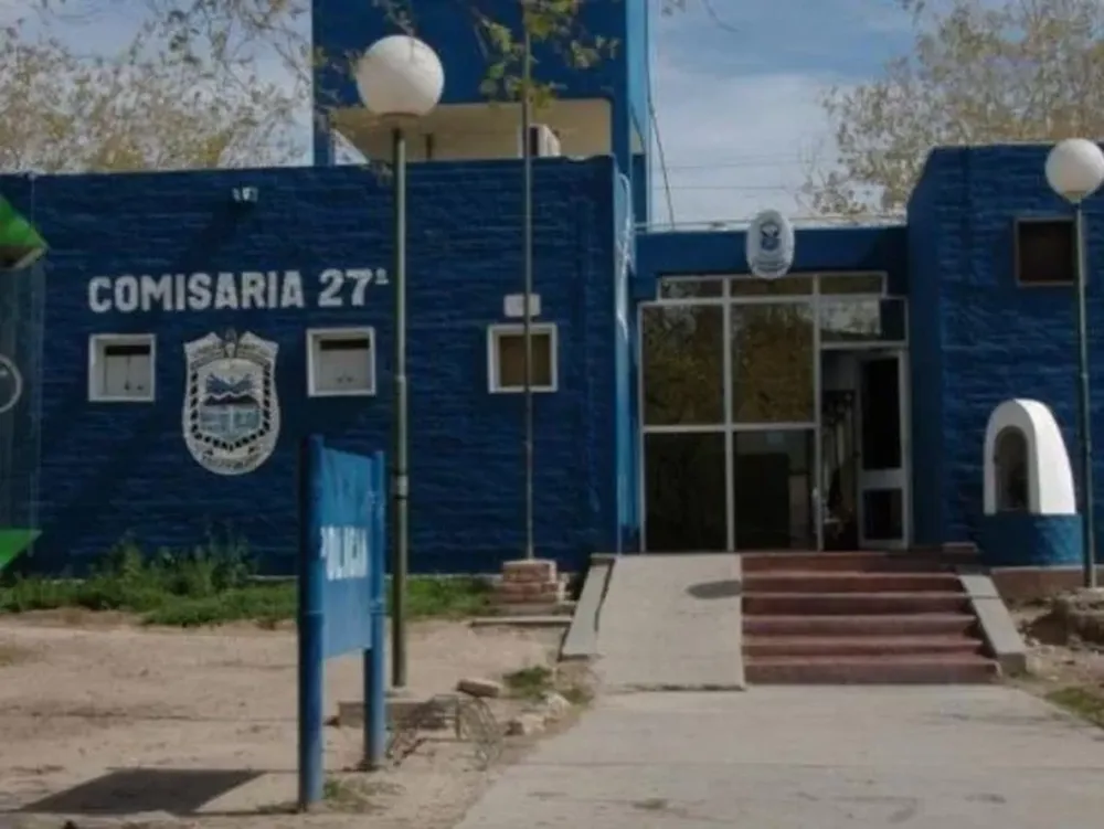 Golpeó a su hermana con una pala en el rostro: no irá preso pero debe construir una pared