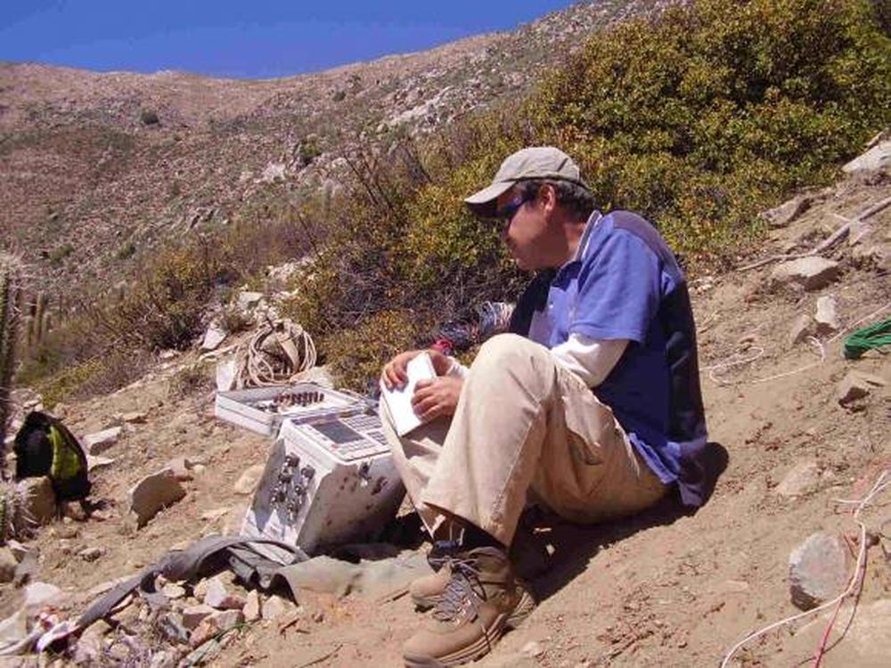 Filo del Sol perfora y promete