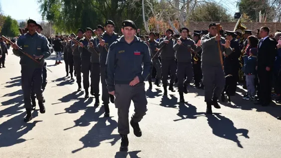 Con una demostración de ejercicios, los penitenciarios celebraron su día