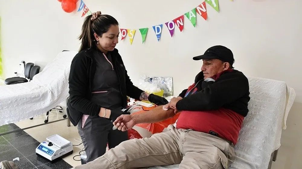 Hoy 4 de mayo, el IPEHM arrancncó con las colectas de sangre del mes de mayo.