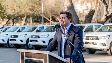 Orrego anunció la construcción de la autopista San Juan-Caucete