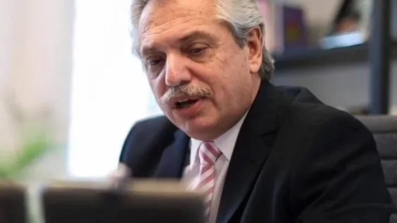 Alberto Fernández habría recibido el aval de los médicos para flexibilizar la cuarentena