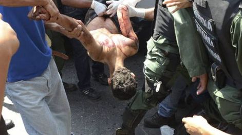 Al menos 54 muertos y 90 heridos en la cárcel de Venezuela