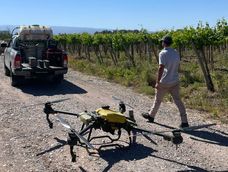La campaña 2026/2027 combina aplicaciones con avión, drones y entrega de producto a los productores que no alcanzan los vuelos.