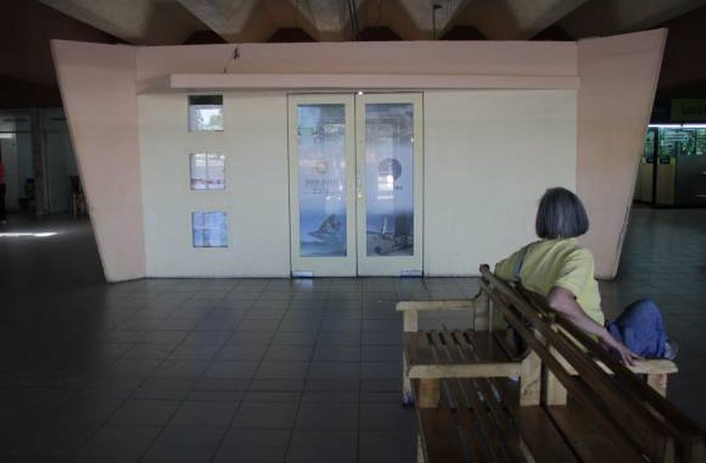 Turismo ignora que oficina de la Terminal esté cerrada