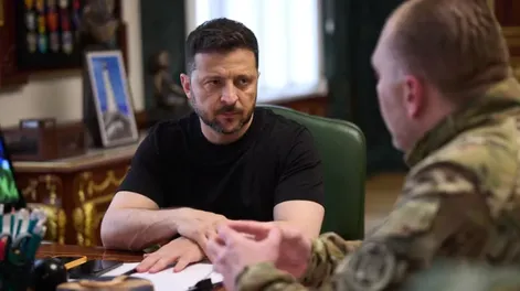 Volodimir Zelensky junto a Vasil Maliuk, jefe del Servicio de Seguridad de Ucrania. (Reuters).