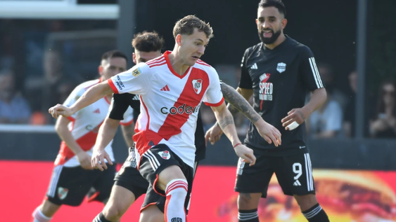 River perdió 2-1 ante Deportivo Riestra en el Monumental
