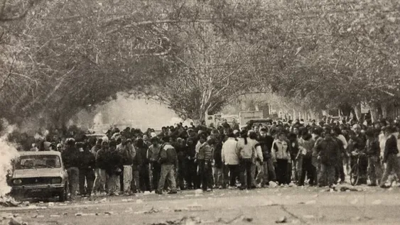 A 25 años del Sanjuaninazo: caos en media jornada violenta en el microcentro