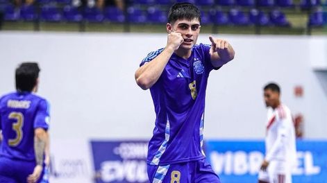 Estreno. Argentina arrancó derecho en la Copa América de Paraguay con goleada frente a Perú.