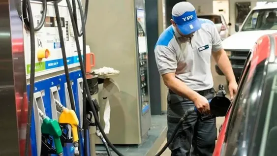 YPF aumentará los combustibles un 15% más impuestos en los próximos 3 meses