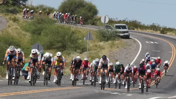 Leonardo Rodríguez, de correr en los Libres a darle el primer festejo a Chimbas en la Vuelta: “La vida da revancha”