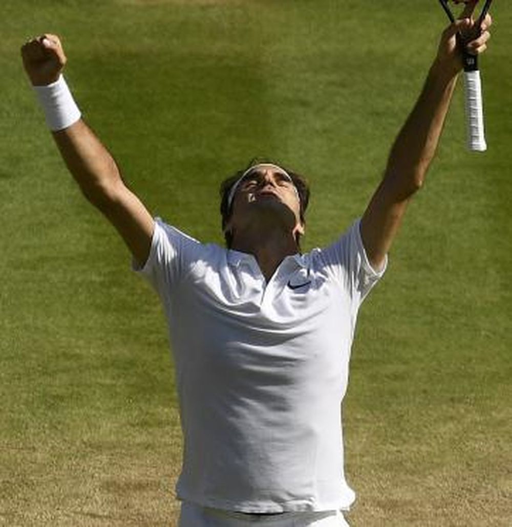 Federer y un récord con sufrimiento