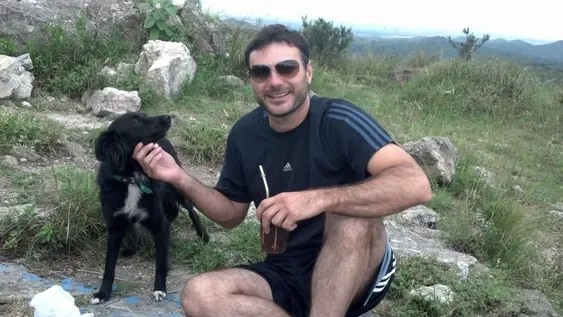 Extravió a su perra y ofrece una recompensa elevada e inusual