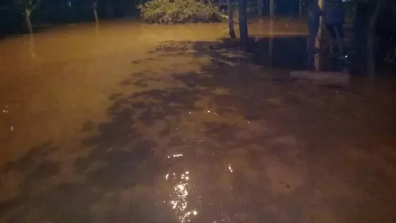 Carpintería: por una fuerte crecida, unas 60 personas debieron ser asistidas