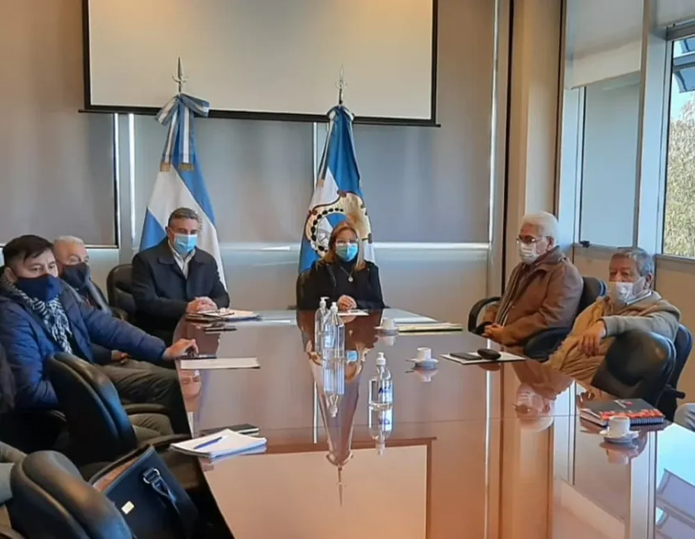 Hacienda sobre adelantar la revisión salarial a estatales: “No creo que lleguemos a ese punto”
