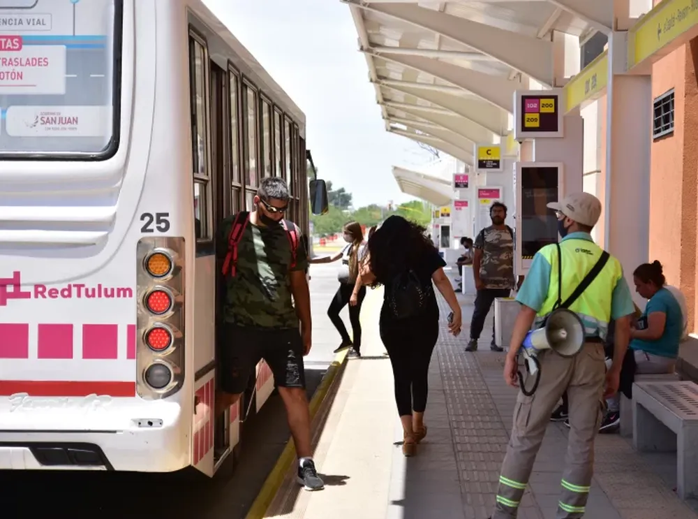 Uñac, OK al reparto de subsidios de CABA en las provincias y en JxC hay diferencias