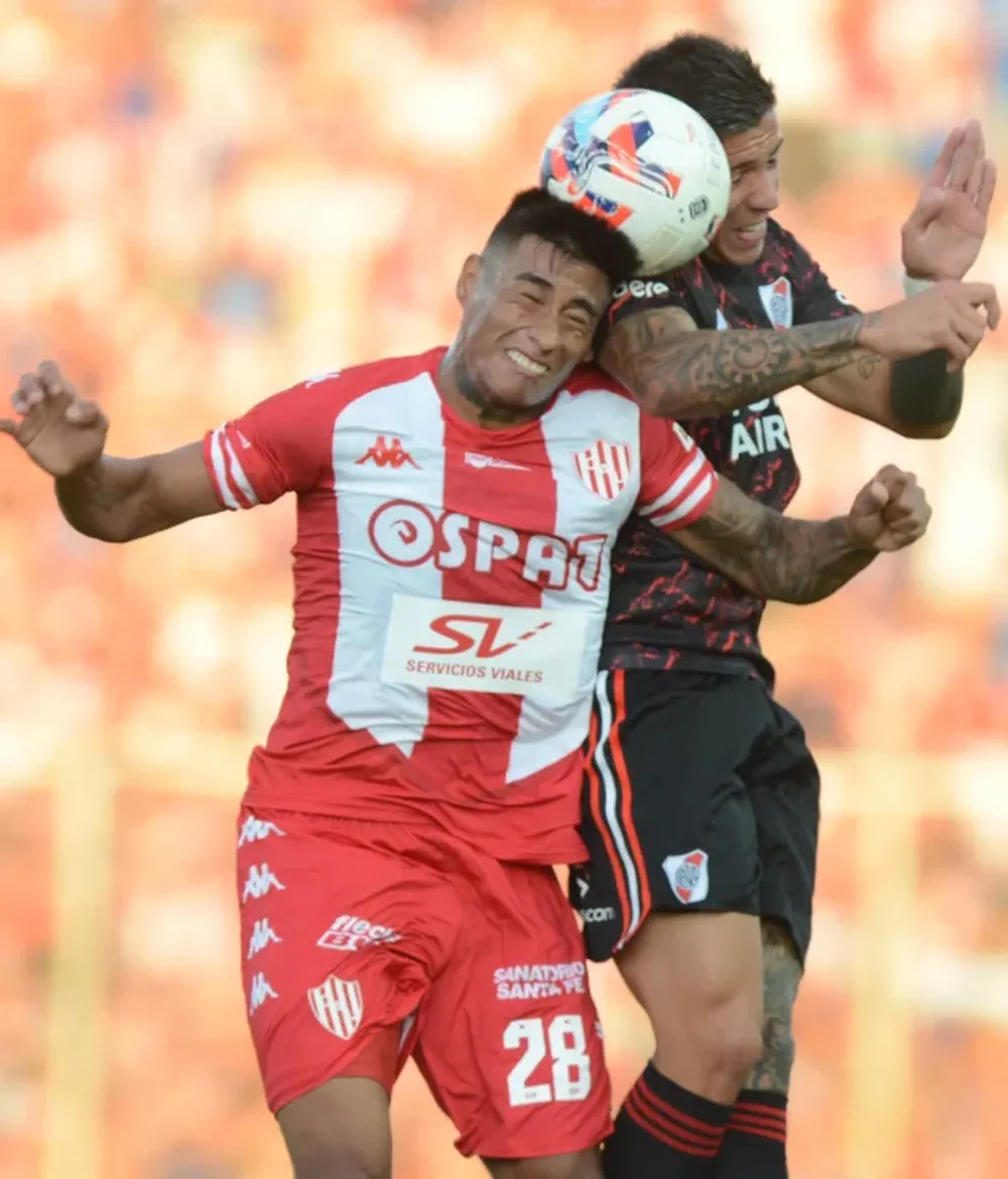 Tropezón con polémica del campeón