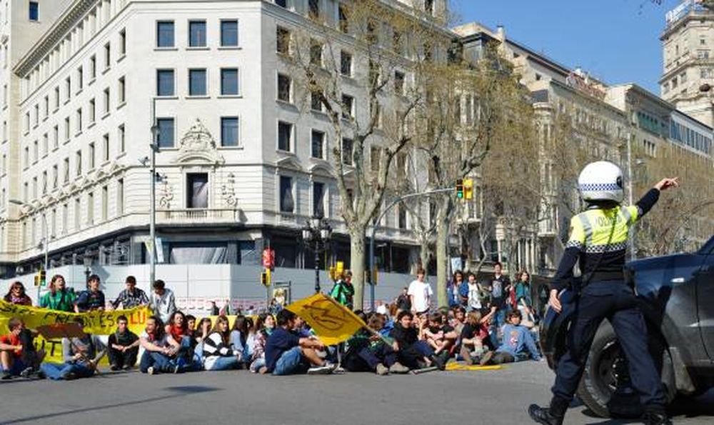 Ya rige el “apartheid”  sanitario en España