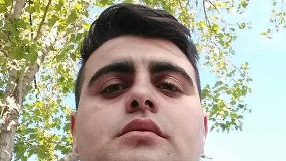 Chocó en moto contra un auto y no sobrevivió