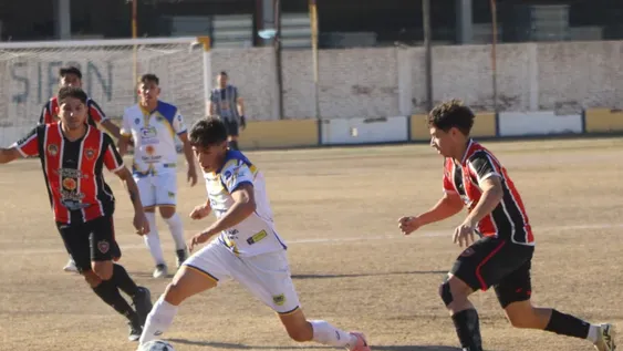 CANDIDATOo. Colón Junior mostró los argumentos que tuvo en toda la campaña y se metió en semifinales goleando a Juventud Zondina.