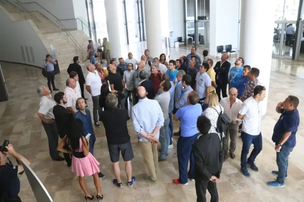 “La Vuelta tiene una estructura organizativa mejor que en Europa”, el elogio de un periodista español