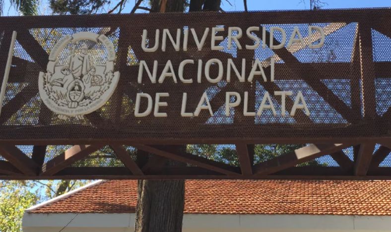 Encontraron a una bebé muerta en la Facultad de Arquitectura