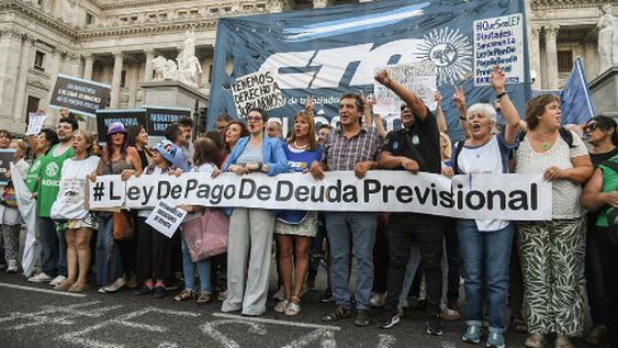 El FdT busca convertir en ley la moratoria previsional