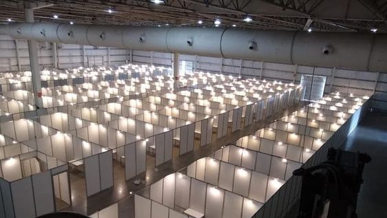 [VIDEO] Así convierten a Tecnópolis en el hospital de campaña más grande del país