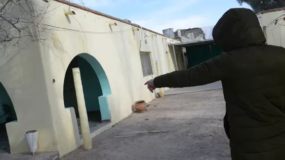 Simulan asfixiar a su anciana madre para que hablen y así les roban unos $250.000