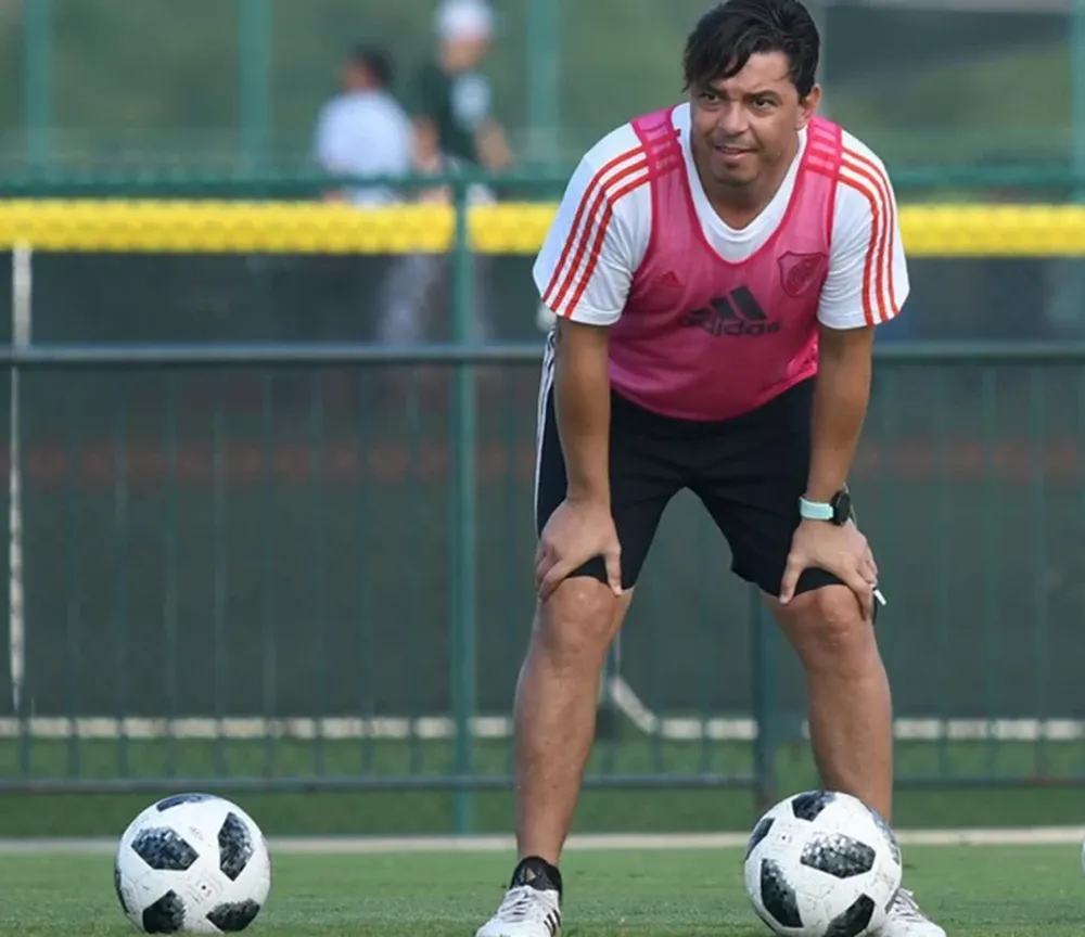 River, tras los hisopados, va con todo el potencial a Brasil