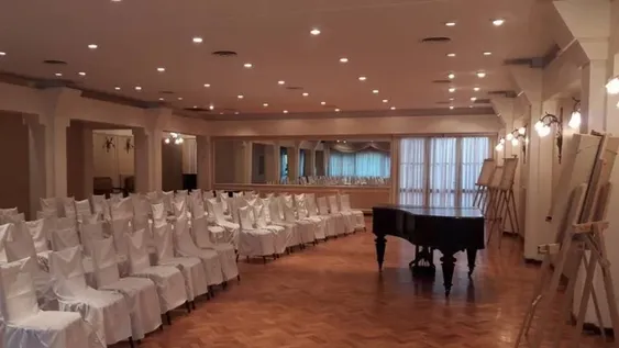 Un nuevo Brindis con el Arte