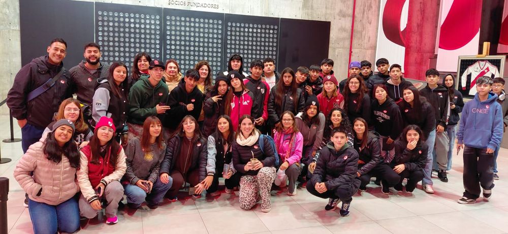 Los alumnos de Pozos de los Algarrobos visitaron el Estadio de River Plate.