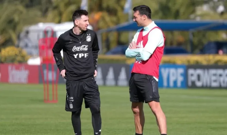 Sin Lautaro Martínez, Scaloni confirmó la formación para visitar a Paraguay