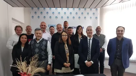 Las autoridades del EPRE San Juan se reunieron con sus pares mendocinos para avanzar en mejores normativas.