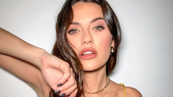 “Jujuy” Jiménez sorprendió con un jugado topless