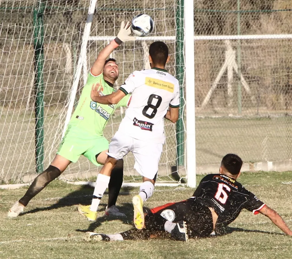 San Martín hizo lo que tenía que hacer y manda