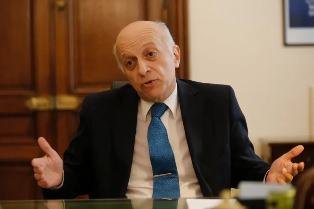 El Procurador General pidió que el juicio oral contra CFK comience como estaba previsto