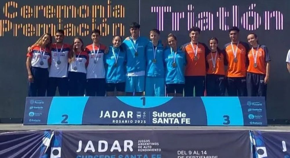 Bronce. El equipo de Triatlón terminó tercero en la competencia Mixta.