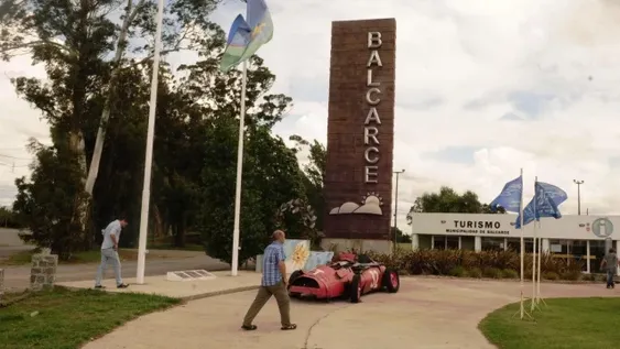 En Balcarce habrá “toque de queda” para que a las 16 se cierren los comercios