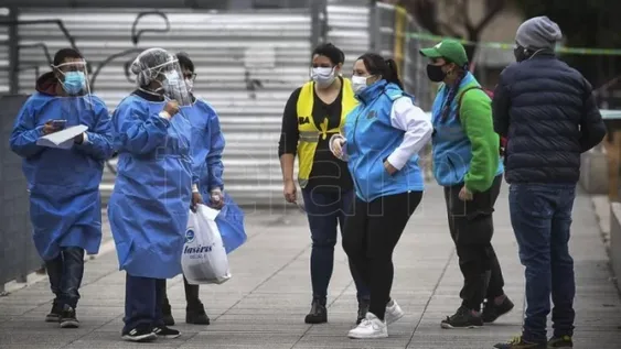 Suman 153 fallecidos y 9.405 casos