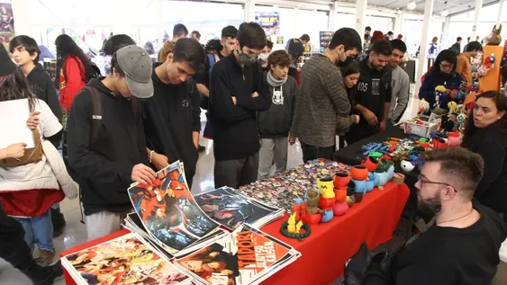 El reencuentro de los frikis, en una divertida feria a la que no le faltó nada