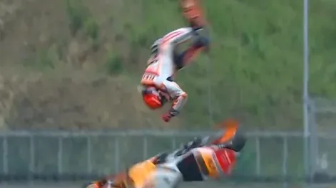 [VIDEO] Terrible accidente de Marc Márquez a 180 kilómetros por hora