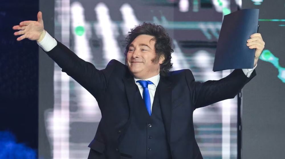 Javier Milei celebró la decisión judicial que volvió a poner en vigencia la reforma laboral.